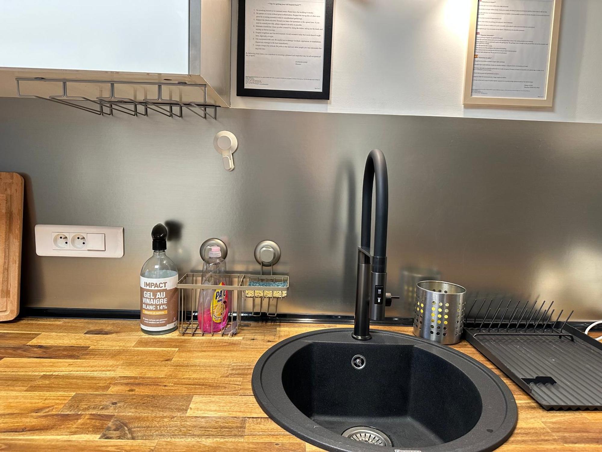 Cosy Duplex Avec Parking A Paris 19 By Immo Kit Bnb Екстер'єр фото